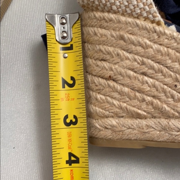 Tory Burch Clubhouse navy and cream geometric espadrilles 39 - Picture 7 of 11